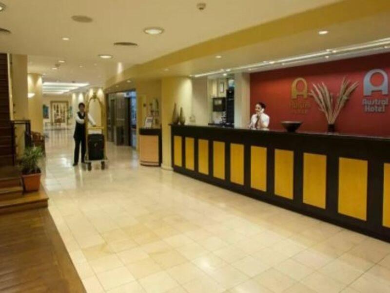 קומודורו ריבהדאביה Austral Plaza Hotel מראה חיצוני תמונה