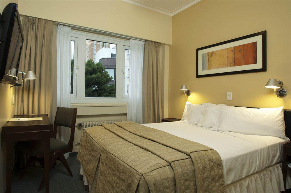 קומודורו ריבהדאביה Austral Plaza Hotel מראה חיצוני תמונה